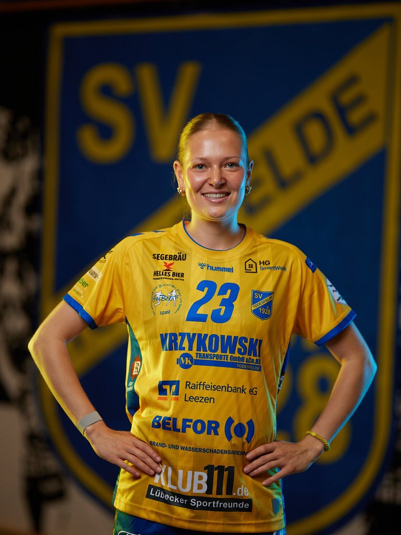 Jule Steingräber, Rechtsaußen