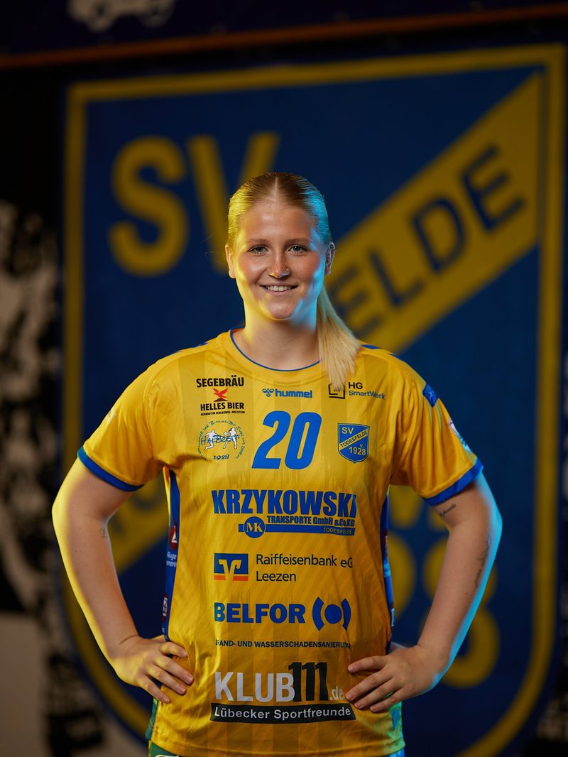 Lilly Elena Ciudad Benitez, Kreisläuferin