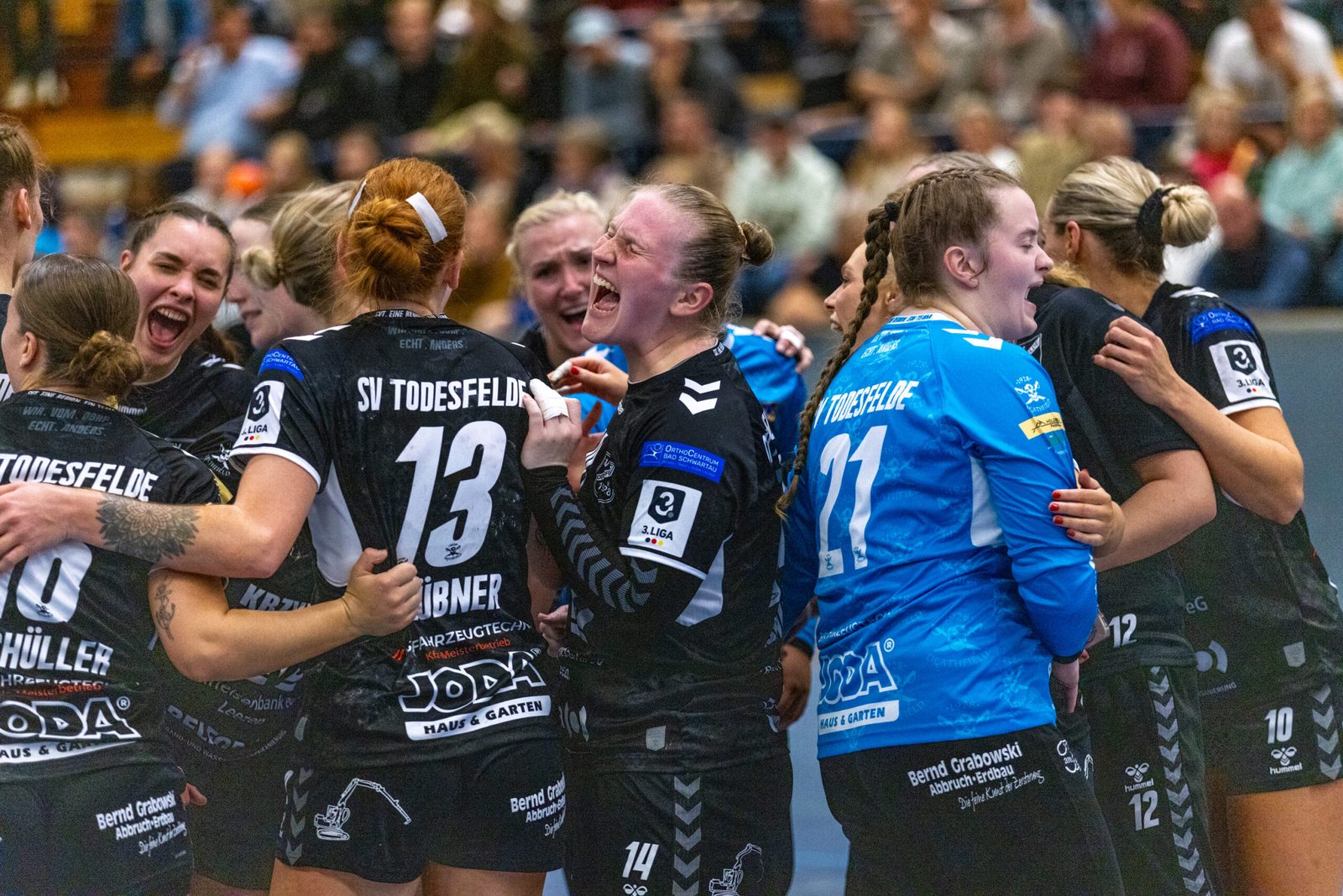 SV Todesfelde behält weiße Weste – Auswärtssieg nach Zitterfinale in Bielefeld